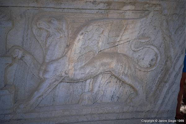 Griffin, Eleusis