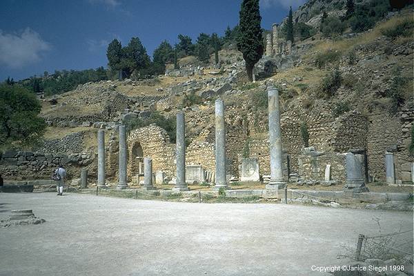 Sacred Way, Delphi