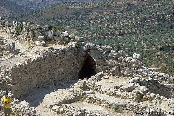 Cistern, Mycenae