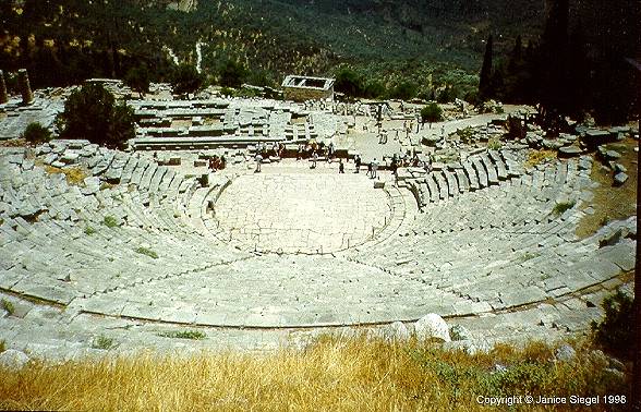 Theater, Delphi