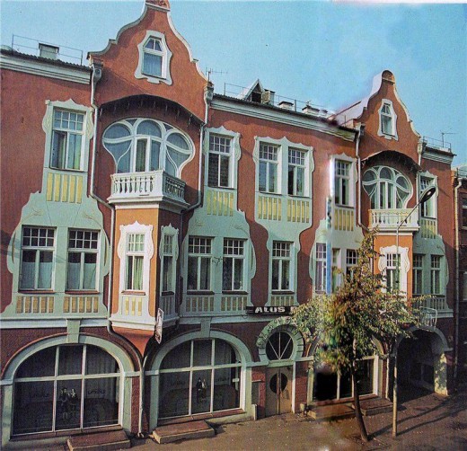 Daugavpils_modern_architecture_Saules_street